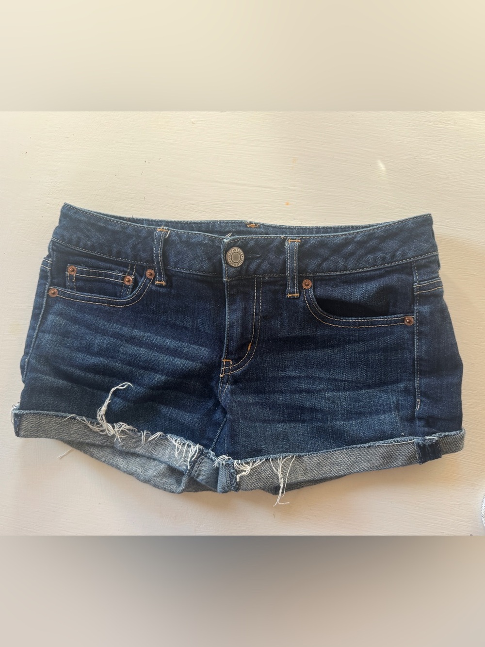AE mini jean shorts - low rise size 6